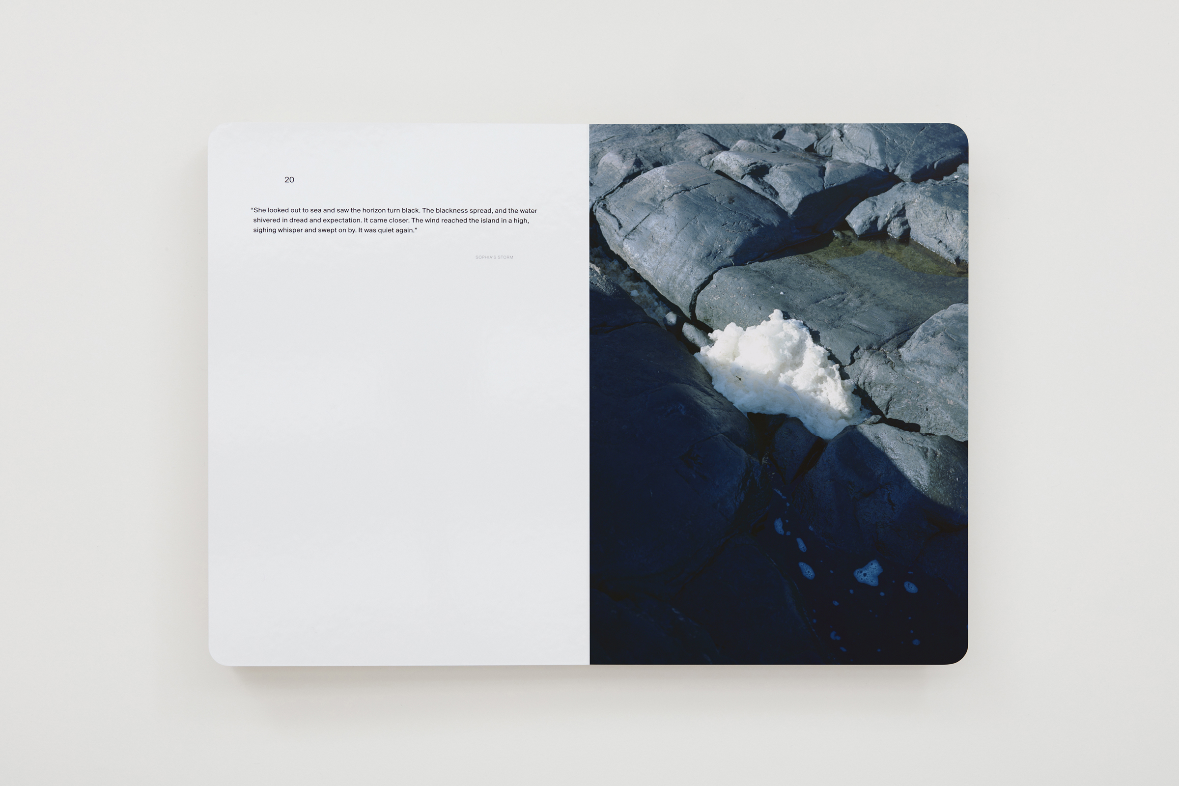 Takashi Homma — A song for windows — Book
